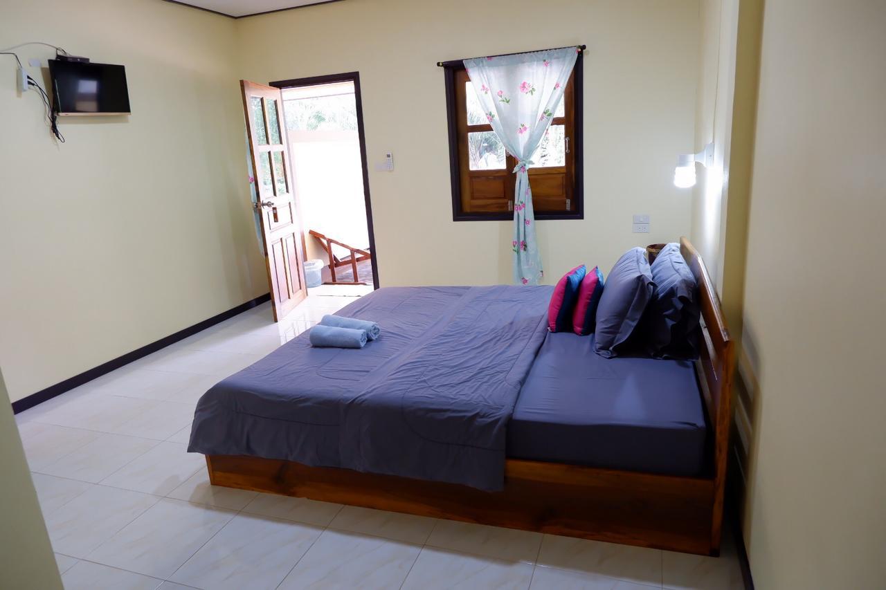Baansuan Resort Don Sak Exterior photo