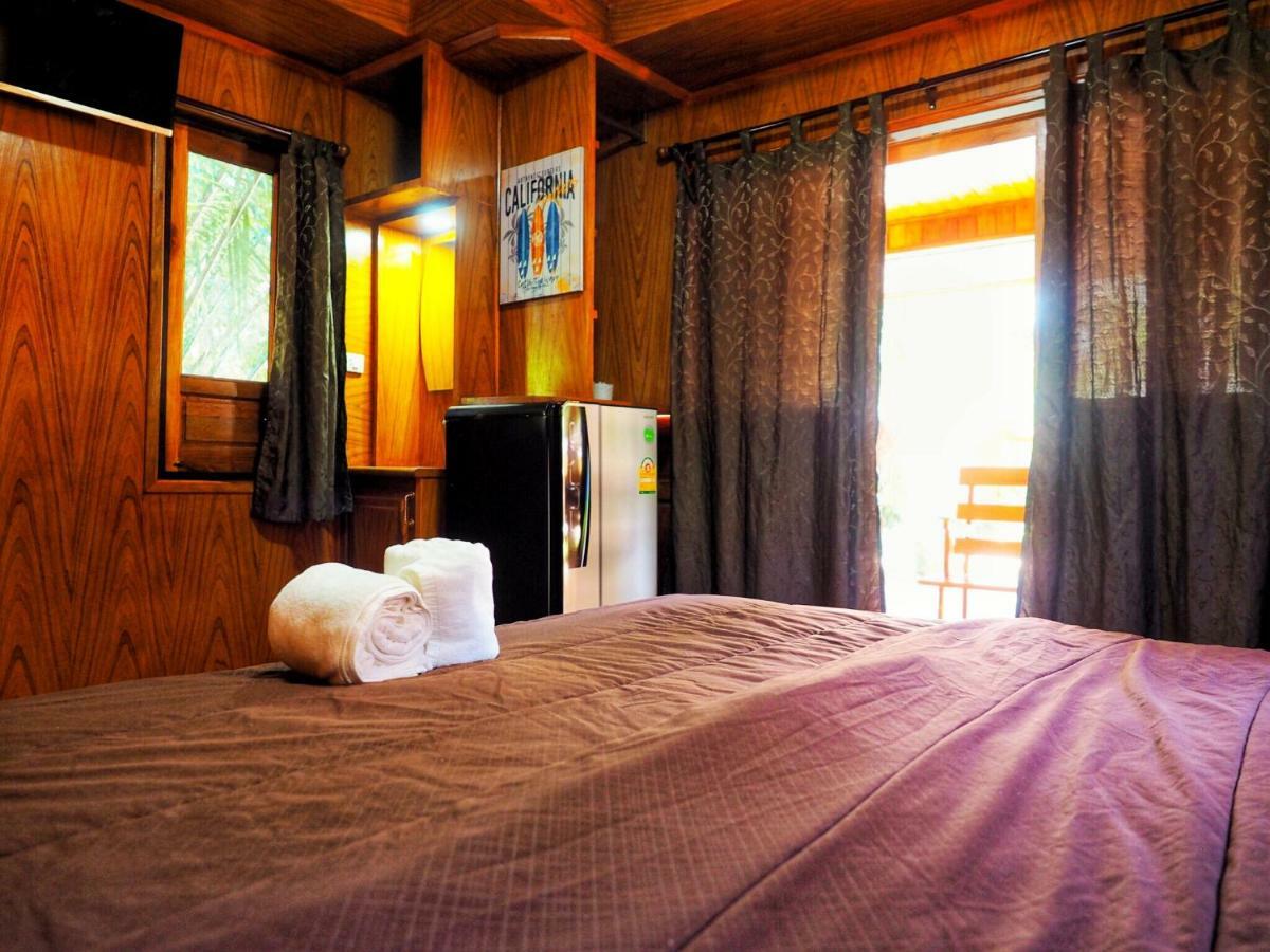 Baansuan Resort Don Sak Exterior photo